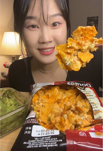 도리토스와 과카몰리로 즐기는 먹방