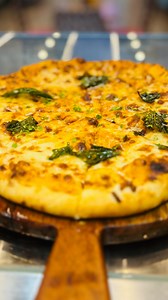 242K views · 813 reactions | How to make Restaurant hotel style margarita pizza  #yourchefmac #pizza #pizzalover #pizzanapoletana #pizzaria #trading @pizza.nearme @cvlpizza @pizza @pizzahut_india | Ra Vi | Facebook