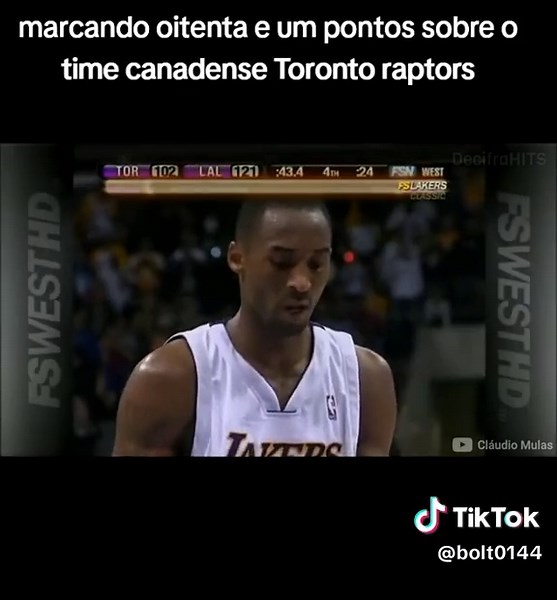 Fifity Word era um amigo e integrante do grupo de Drake que foi morto a tiros, para homenagear esse amigo ele tatoou o rosto desse amigo no braço. Falando um pouco dos shows, Drake usa uma frase. ( E vc me conhece né mano transformo o O2 em O3 ). O O2 e uma área de entretenimento em Londres com capacidade de até 23 mil pessoas, ela e a segunda maior arena coberta no reino unido. Drake está dizendo que trás tanta gente que faz virar arena O3 #fif #drake #reinounido #arena #shows #basquete #cifrah