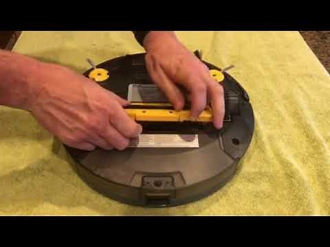 Dock & Spot LED Light Flashing Together On The Shark Ion Robot RV750