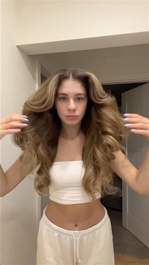 Nusikerpam plaukus kartu