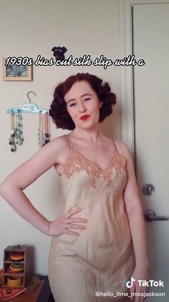 Celebrating Vintage Bullet Bras and Pointy Breasts