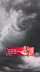 49K views · 523 reactions | 1 đám mây có hình dạng kỳ lạ xuất hiện trên bầu trời Hà Nội  | Woman Vietnam | Facebook