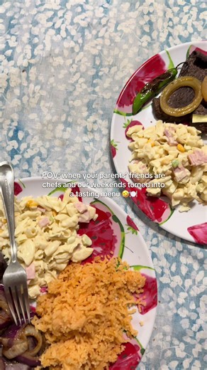 POV: when your parents’ friends are chefs and our weekends turned into a tasting menu 🤣🍽️ #fyp #funnymemes #chefs #restaurant #homecooking