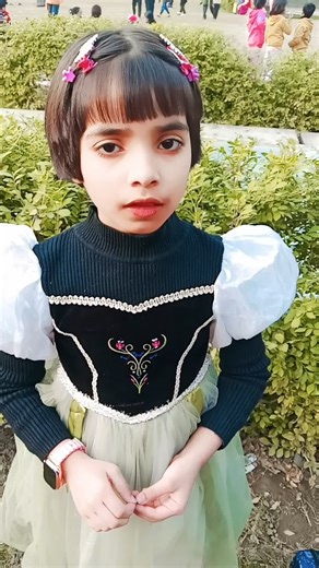 Raste ke liye nasta bana diya..😂😂 #funny #comedy #shorts video