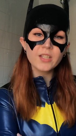 Lego Batgirl Cosplay: Bringing Barbara Gordon to Life