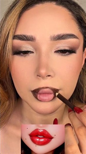 VIRAL MEAKUP HACK TUTORIAL 👄😻#shorts #shortvideo #short #youtubeshorts #trending #makeup