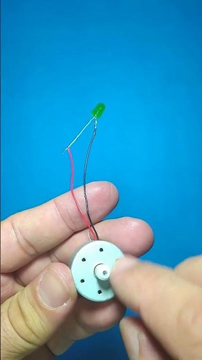 HOW TO TURN ON a LED with DC MOTOR without Batteries | Generates Electric Energy
