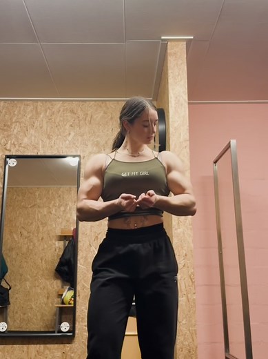 Empower Your Fitness Journey with Strong Muscular Women