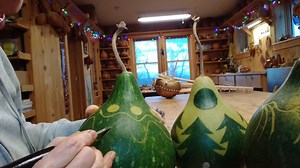 3.7K views · 165 reactions | I made a little video about carving on a green gourd; see what you think. There's just a brief window of time when this technique can be done... when the gourd is not too wet, and not too dry. For these gourds, the Time is Now! | Gourdlandia | Facebook