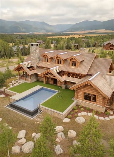 Where Time Meets Design 🏚️➡️🏡 | The Renovation Hub #renovation #viral #dreamhome #dreambuilds