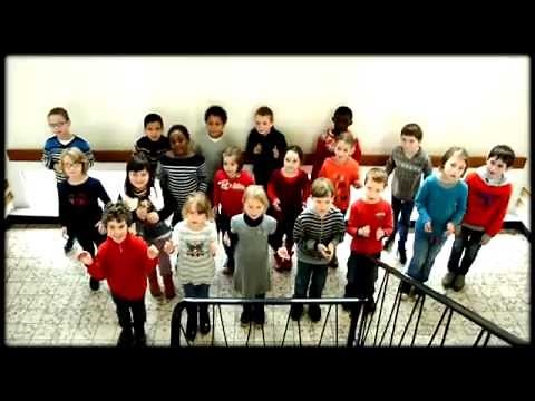 Ici Baba (chanson jeune public) - clip participatif - Main Pied Cuisse