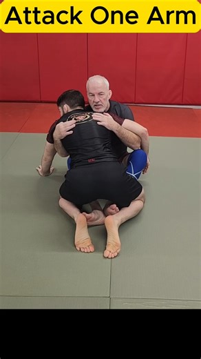 Connors Martial Arts Academy on Instagram: "How To Win With Just One Arm In Butterfly Guard! Learn a powerful technique in Brazilian Jiu Jitsu with this body throw into shoulder crunch flow tutorial, perfect for practitioners of all levels, from white belt to black belt. This grappling technique is essential for anyone looking to improve their BJJ skills, whether you're training no gi or traditional Brazilian Jiu Jitsu. As a martial art, BJJ requires a strong foundation in basics such as throws,