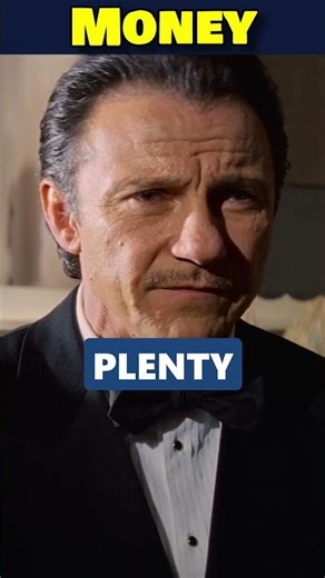 The WOLF 🐺 Teaches MONEY Bass Line