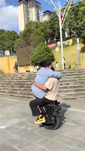 Thrilling Rides: My First Low-End Coaster Experience