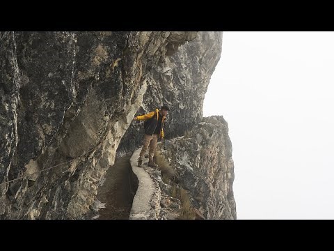 The DEATH ROAD of the Andes Mountain Range (Dangerous)