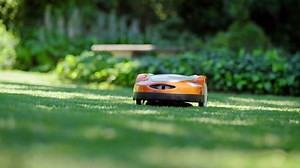 13K views · 96 reactions | Why worry about your lawn? Let iMow take care of it for you! stihl.ca/imow Pourquoi s’en faire avec votre pelouse? Laissez iMow s’en occuper pour vous! fr.stihl.ca/imow | STIHL | Facebook