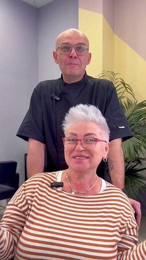 Argento Puro: Trasformazione Capelli Moderni