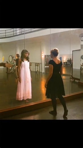 Hollywood Clips on Instagram: "Movie Name: Don't Worry Darling Year: 2022 Starring: Florence Pugh, Harry Styles, Chris Pine, Olivia Wilde Ratings: IMDb: 6.3/10 Rotten Tomatoes: 38% (Tomatometer) Where to Watch in India: Don't Worry Darling is available for streaming on JioCinema. It can also be rented or purchased on Amazon Prime Video, YouTube, and Apple TV. Reviews: Don't Worry Darling is a visually stunning psychological thriller that is anchored by a powerhouse performance from Florence Pugh