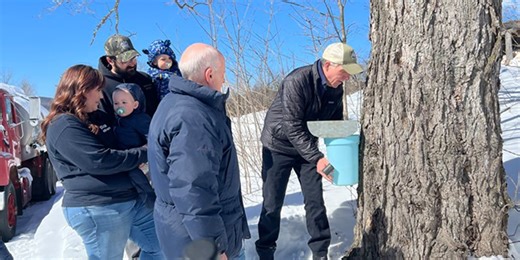 Vt. maple sugaring season kicks off with ceremonial tree tapping
