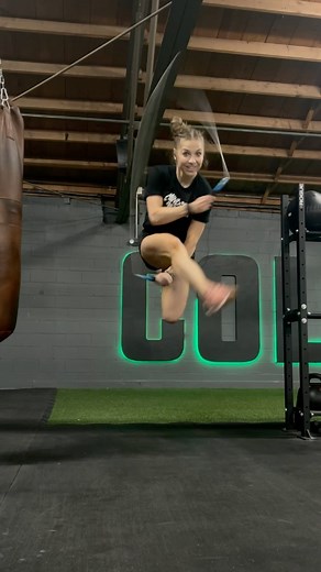 Tori Boggs WorldJumpRopeChamp on Instagram: "Frogs 🐸 TJs⚡️Power 💪🏻 Here’s a competitor’s version 😉 . . . 📍 @colossusbarbellclub 🎼: Up @iamcardib . . . . . . #jumprope #fitness #workout #jump #crossfit #tiktok #exercise #fit #cardio #music #health #expert #athlete #movement #calisthenics #snoopdog #sport #talent #training #reels #viral #travel #international #peopleareawesome #dance #dancer #tanzer #columbus #dancing"