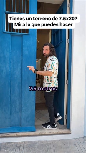 87K views · 12K reactions | Un terreno muy común en las casas de México... Y lo impresionante que quedó!!!  Espacios aprovechados al máximo, una decoración única, acabados frescos y muchísima personalidad ✨️ Video del recorrido completo de "Casa Momoto" ya disponible en nuestro canal de YouTube. Diseño y arquitectura: @tallerestiloarquitectura #arquitectura #interiorismo #diseñodeinteriores #espaciosúnicos #meridayucatan #inspiración #diseñounico | Trasmuro | Facebook