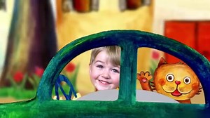 Alphabet ABC Phonics - Part 1_ A, B, C, D, E, F, and G _ CoCoMelon Nursery Rhymes _ Kids Songs