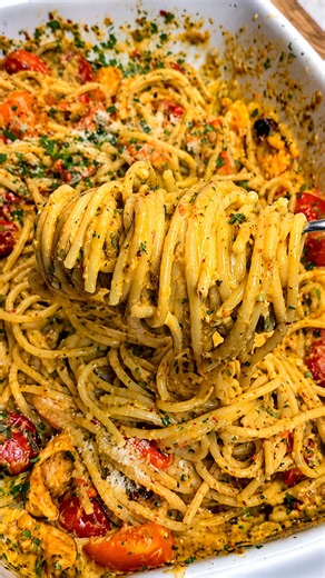 The creamiest vegan pesto pasta you can make at home