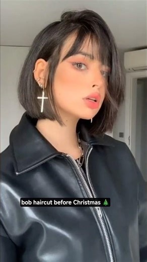 Trendy Short Bob haircut Before Christmas and New Year #bobhaircut #christmas #shorthair #shorts