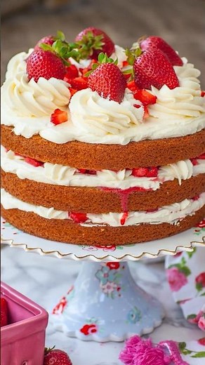 Easy Strawberry Cake Recipe!!
