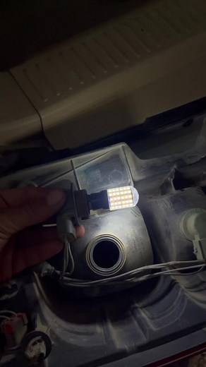 Replacing a Car Bulb: Easy Step-by-Step Guide