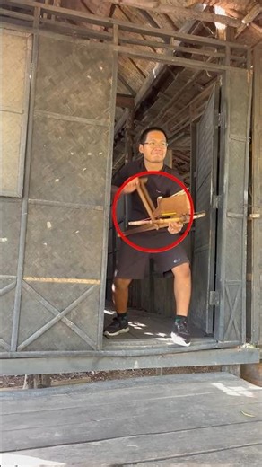 Why did China create a crossbow that never killed anyone? 🤯 Repeating crossbow #facts