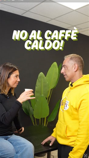 Claudia Benedetti on Instagram: "Goditi il tuo caffè ☕️ ma non berlo bollente! 👉 Personalmente bevo un solo caffè al giorno, al mattino, tra le 10 e mezzogiorno e lo bevo tiepido o quasi freddo! #carnivore #acrilammide #caffè #dietacarnivora"