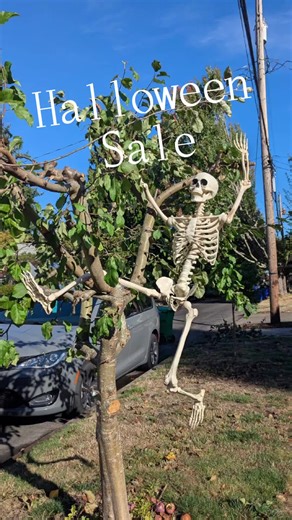 All of our Halloween Inspired pins are on sale now through the month of October! Happy Shopping! #octobersale #onsale #lapelpins #enamelpinshop