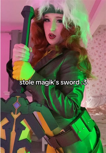 #ROGUE - you can actually see the little magnetic hair heart on my wig 🥹 [tags!! ✯] #roguexmen #marvelrivalsrogue #roguecosplay #xmenrogue