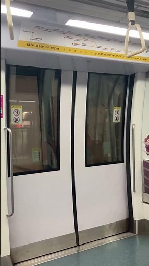 SMRT Trains #C830, Alstom Metropolis EMU - Arriving Nicoll Highway Stn CC (Circle MRT Line) #shorts