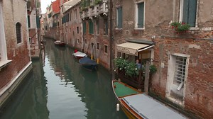 Jeff Corwin is exploring the full flavors of traditional Venetian cuisine! #OceanTreks | Ocean Treks with Jeff Corwin