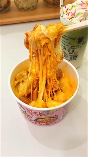 cheesy noodles 🍜 #asmr #shorts #cooking #cheesynoodles