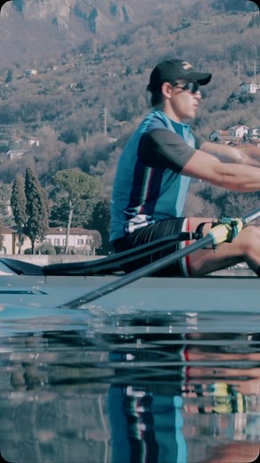Like a song upon the waves, true power is in the rhythm. . #row #rowing #rower #sportnature #training #fit #fitness #rowinglife #relaxyourmind | Andrea Panizza