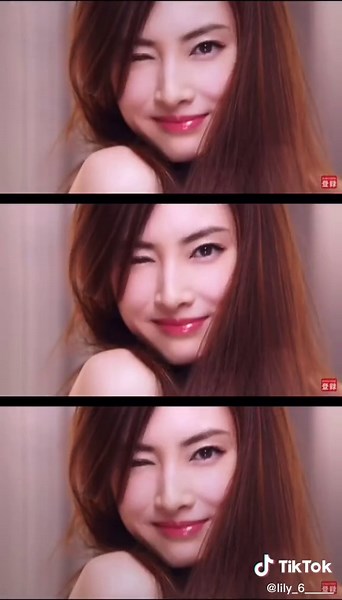 30代女優の魅力🌟戸田恵梨香と仲間たち