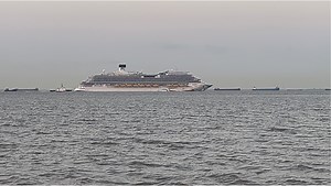 【游轮】爱达邮轮“爱达·魔都”号（Adora Magic City）驶离上海