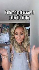 4K views · 34 reactions | This is the easiest hairstyle and I get so many compliments! Loose, beachy waves in minutes no skills required. Best part is it lasts for Daaaaaays. Comment WAVE25 or KLAE for the links! #beachywaves #wavyhair #hairstyletutorial #easyhairstyles #hairinspo #hairideas #HairTransformation #HeatStyling #hairtutorial #hairwaves #3barrelwand #hairstyleideas #hairhowto #hairtrends #loosewavehair @klaehairofficial | Tracy Lane | Facebook