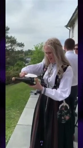 Popping in Fail 686 #funnyfails #girlfails #instantregret #unexpectedfails #viral