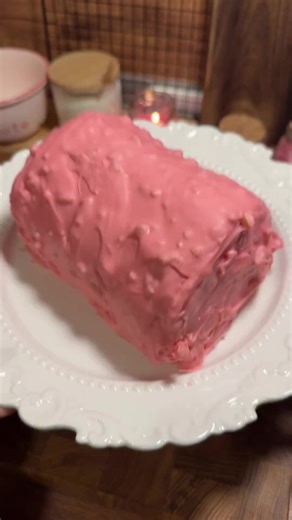 The prettiest dessert you'll see all day! 🎀 This pink crepe roll is surprisingly easy to make and totally delicious. | Chefclub Network