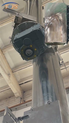 How Does This Large Screw Conveyor Work?