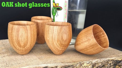This is how oak wood turns into stylish shot glasses