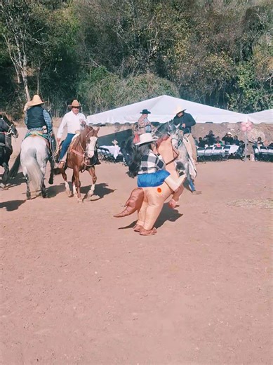 ella si entiende la fk vibra 😅🤭nos isite reír @Paola🎀 #fyp #viral