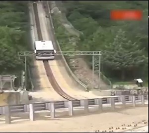 762K views · 5.1K reactions | Come vengono testati i guard rail | Rivista Logistica | Facebook