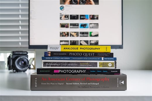 What is the best way for beginners to learn photography?