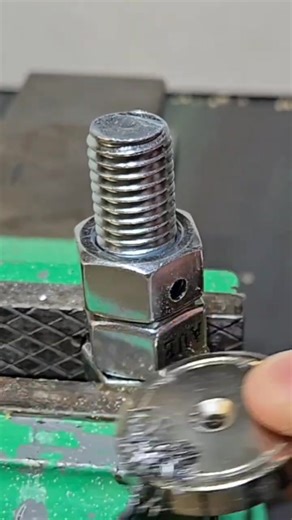 Stop Bolt from Loosening 🔩 Description: Simple and effective trick to keep bolts tight and secure — no more loosening over time! 💡 Hashtags: #BoltHack #DIYTips #ToolTrick #HandymanHacks #UsefulTips #EngineeringHack #LifeHack #FacebookReels | 1ideas